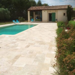 travertin-rustic-4-format-piscine-kei-stone