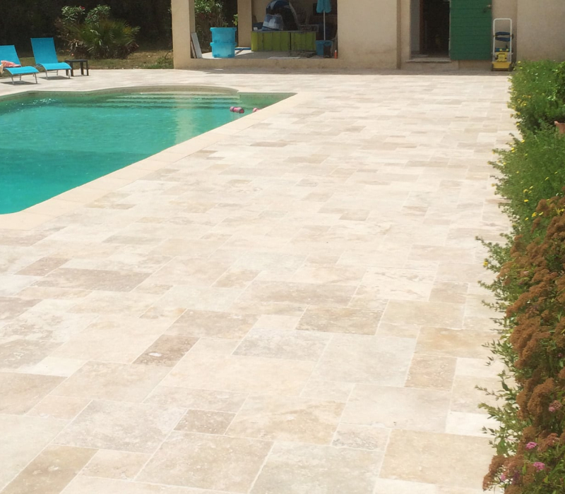 travertin-rustic-4-format-piscine-kei-stone-offre-sur-stock